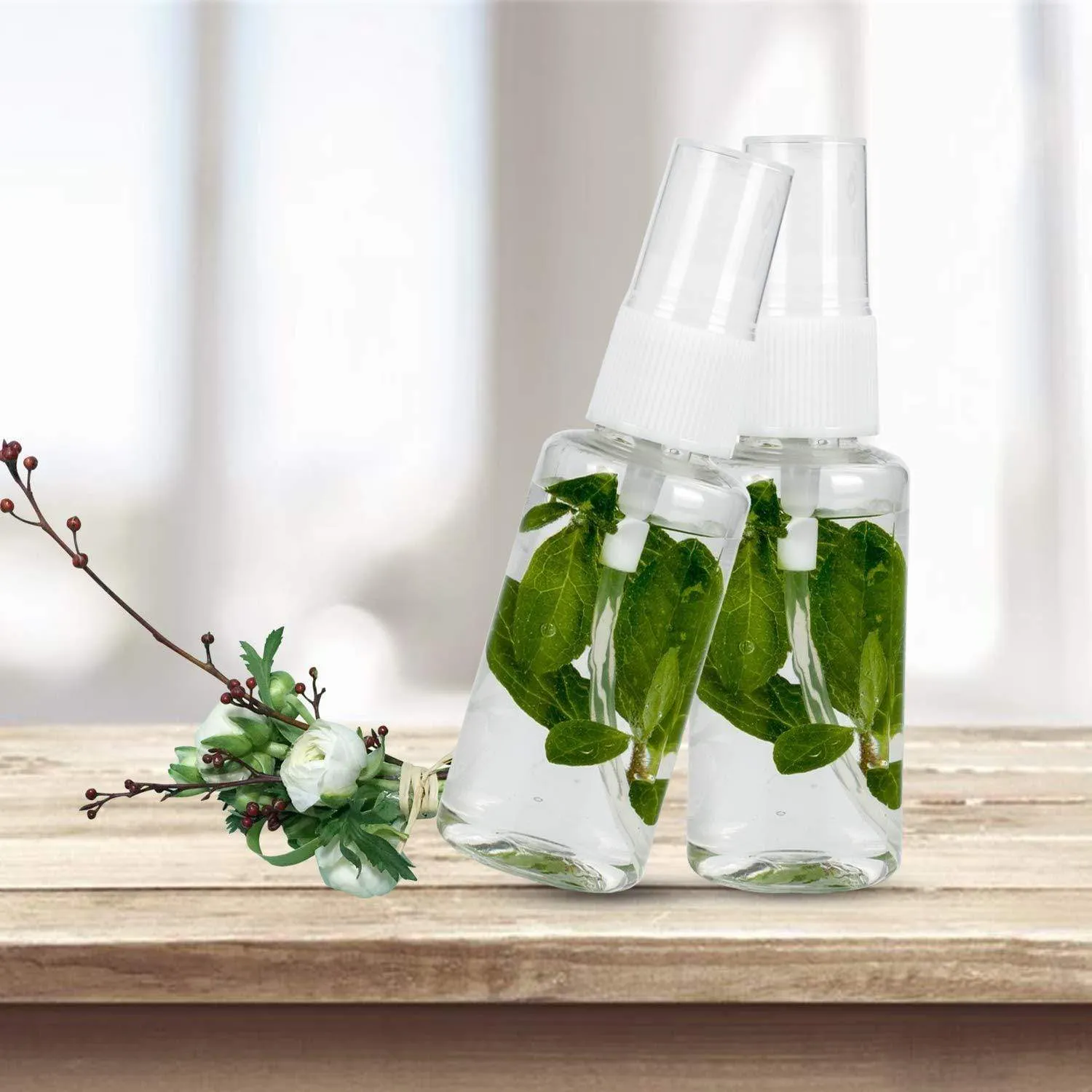Clear plastic mist spray bottle, 30mL