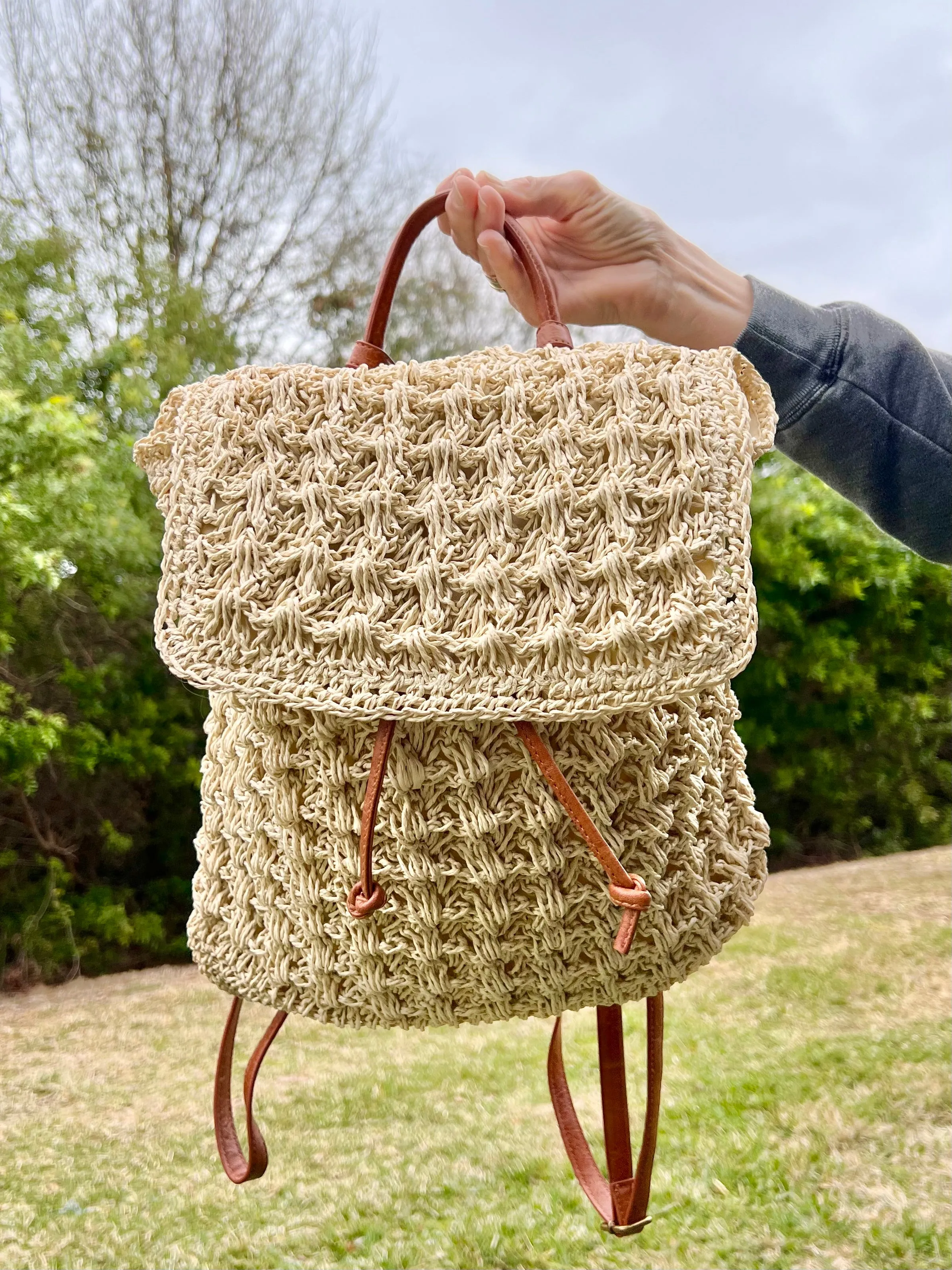 KAIA STRAW BACKPACK IN IVORY