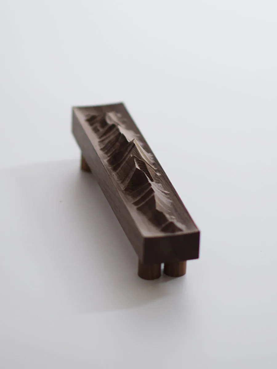 Mountain Shaped Diffuser Wood