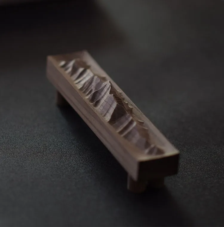 Mountain Shaped Diffuser Wood
