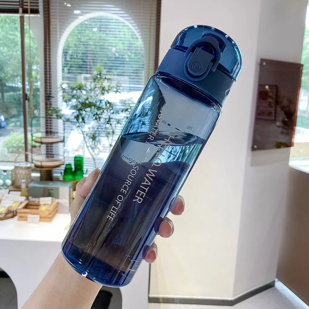 Portable 780ml Plastic Water Bottle
